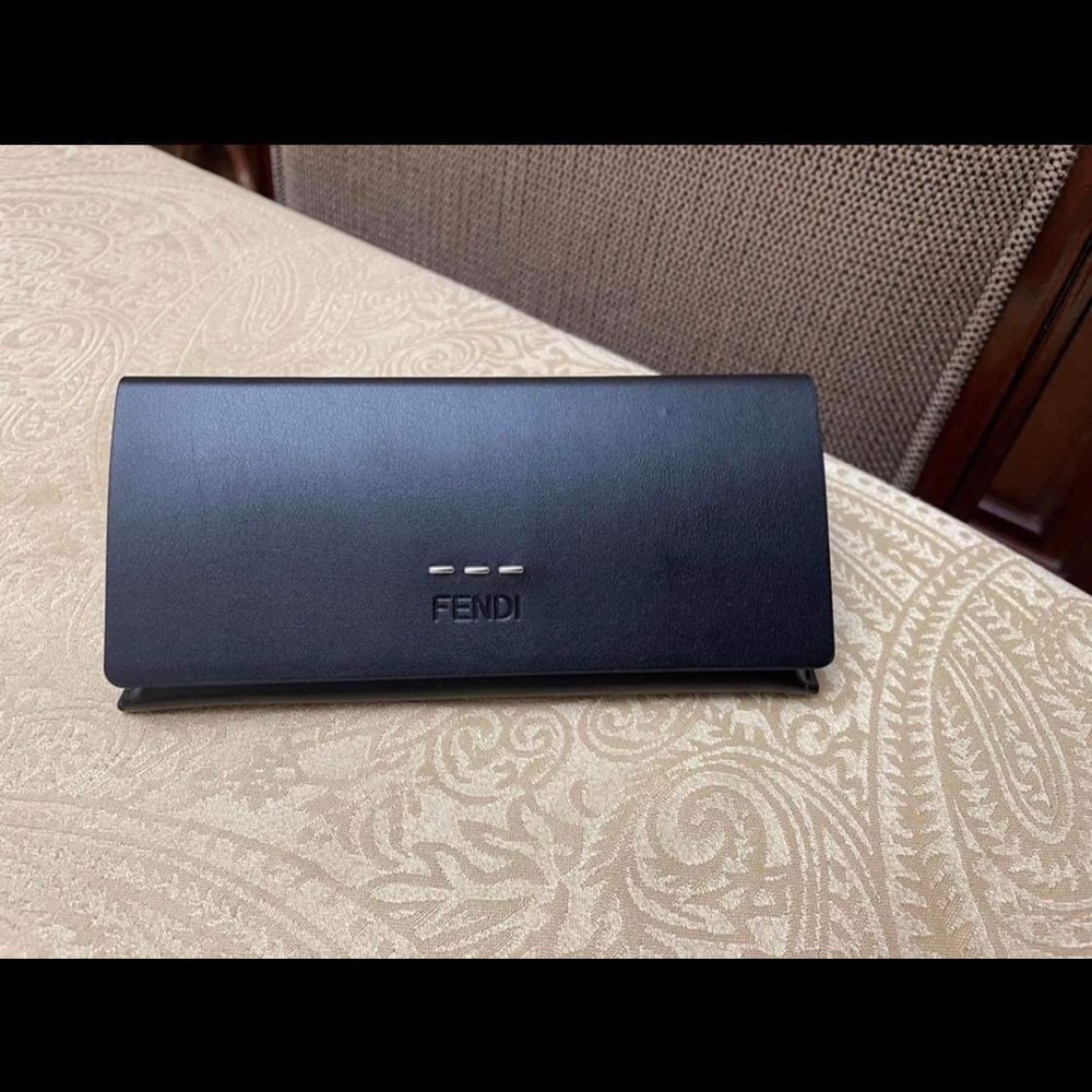 - - Fendi sunglasses flip black Hard Case